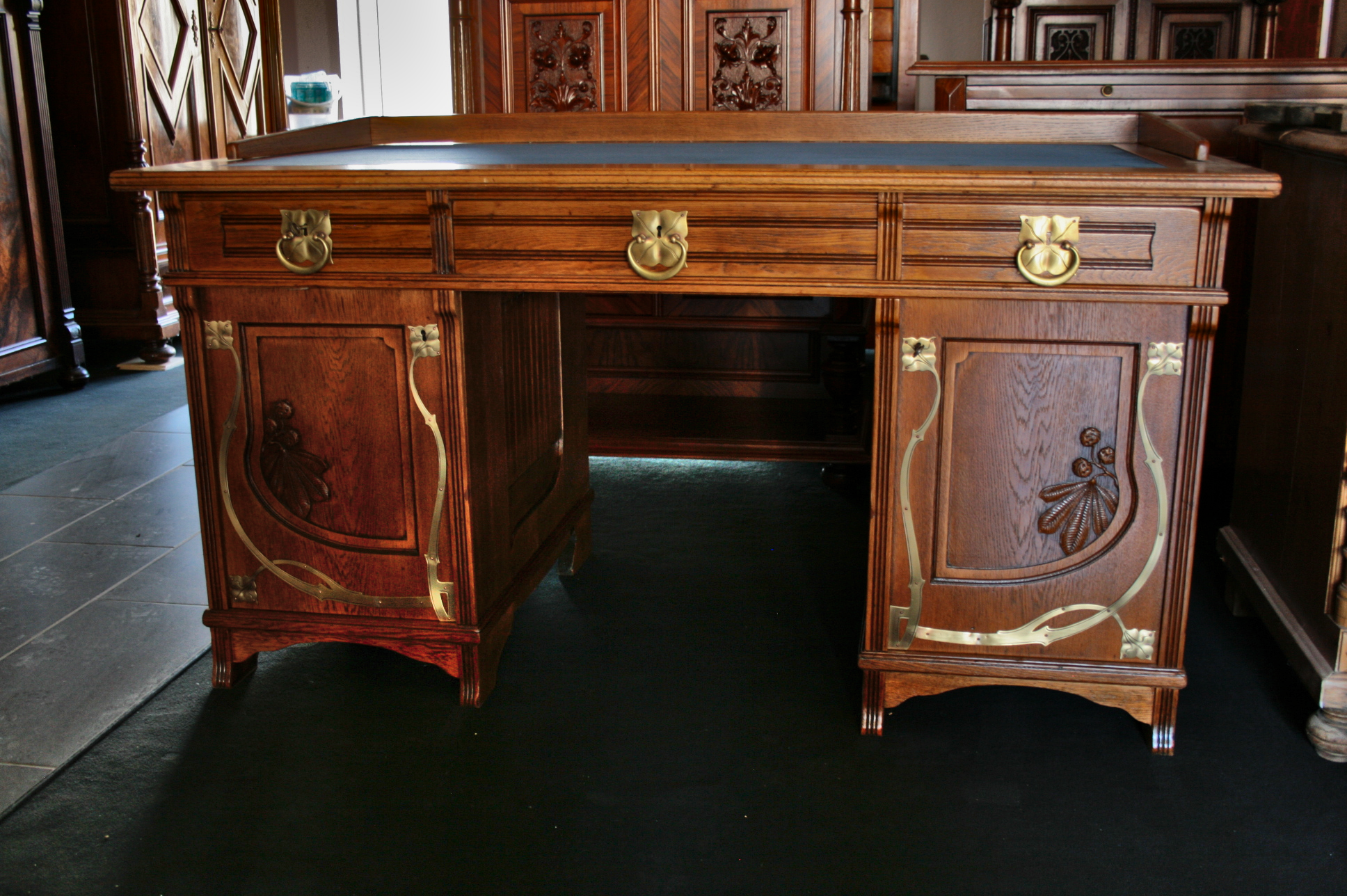 Jugendstil-Schreibtisch Jugendstil-Schreibtisch